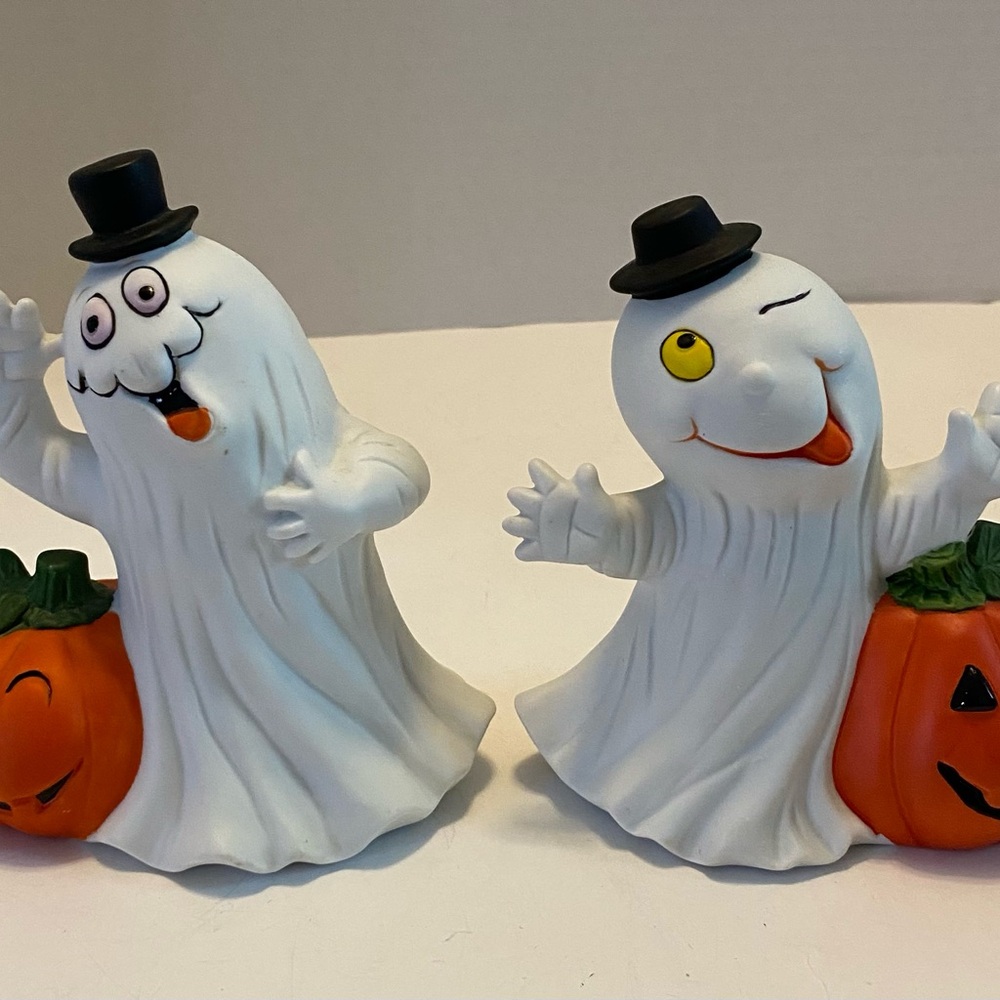 Ghost with Pumpkin 5" high  Set Of 2  Halloween Spooky Decor Ceramic
